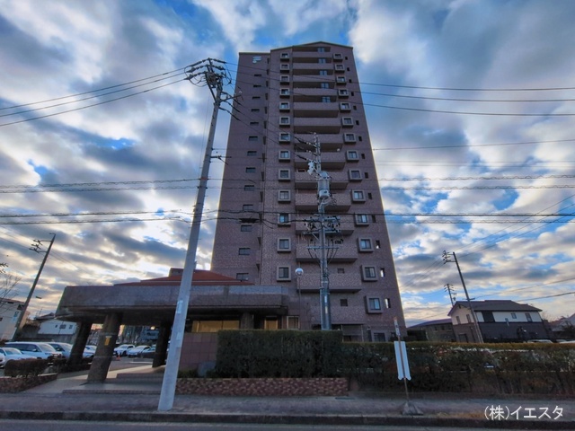 愛知県長久手市鴨田のマンション『ファミール藤ヶ丘2番館』外観写真 2026年3月10日撮影