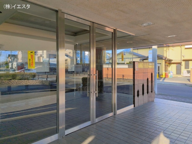 愛知県長久手市鴨田のマンション『ファミール藤ヶ丘2番館』エントランス写真 2026年3月23日撮影