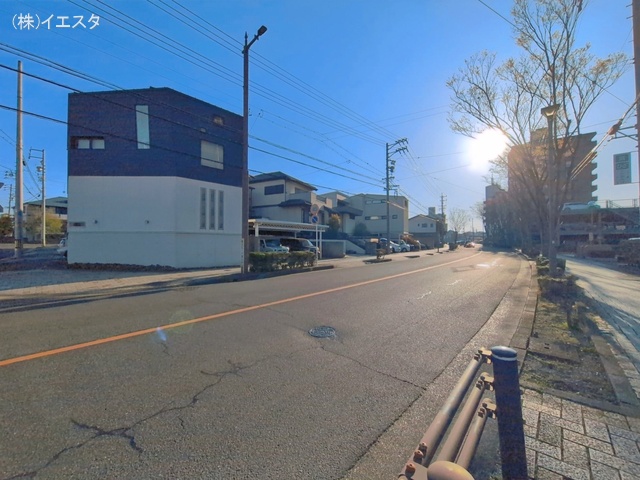 愛知県長久手市鴨田のマンション『ファミール藤ヶ丘2番館』外観写真 2026年3月23日撮影