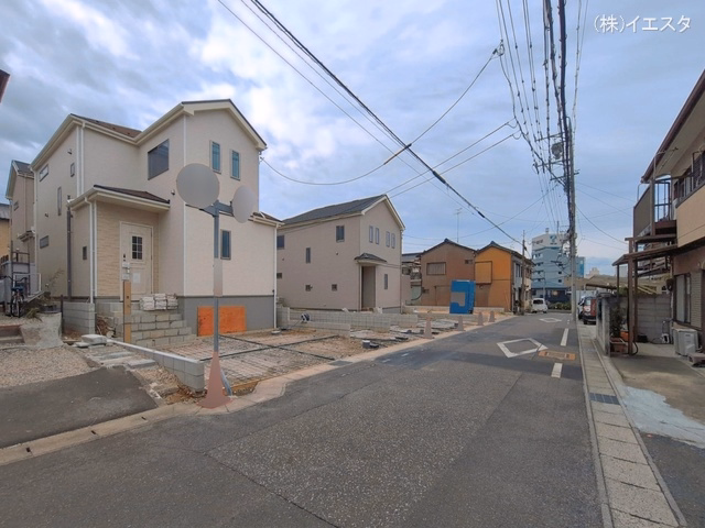 新築戸建て 瀬戸市東吉田町13番 E号棟 外構