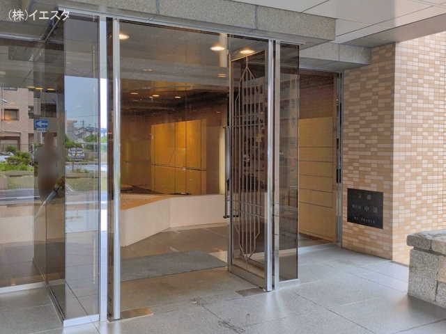愛知県名古屋市守山区四軒家2丁目のマンション『コンセール藤ヶ丘』エントランス写真 2026年7月5日撮影