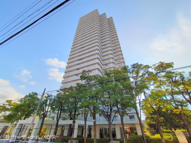 愛知県名古屋市東区出来町2丁目のマンション『ザ・シーン徳川園』外観写真 2025年9月1日撮影