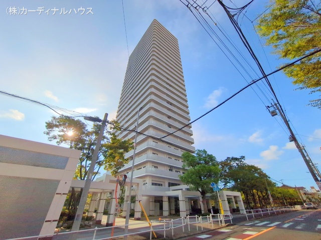 愛知県名古屋市東区出来町2丁目のマンション『ザ・シーン徳川園』外観写真 2025年9月1日撮影