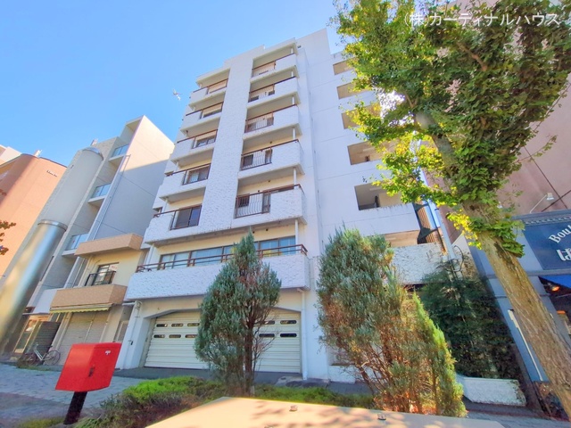 愛知県名古屋市千種区星が丘元町のマンション『シャンブル東山』外観写真 2025年10月8日撮影