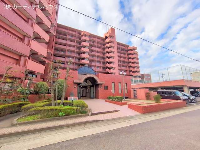 愛知県名古屋市西区中小田井３丁目のマンション『ライオンズガーデン中小田井A棟』外観写真 2025年11月3日撮影