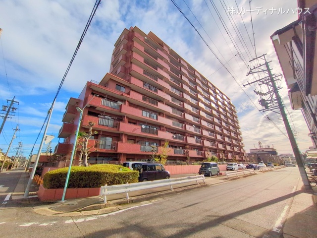 愛知県名古屋市西区中小田井３丁目のマンション『ライオンズガーデン中小田井A棟』外観写真 2025年11月3日撮影