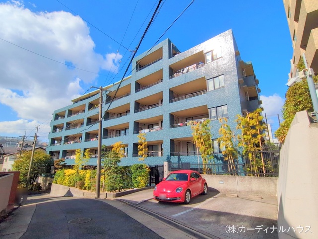 愛知県名古屋市千種区向陽町２丁目のマンション『パークハイム覚王山』外観写真 2025年11月9日撮影