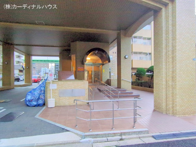 愛知県名古屋市東区泉１丁目のマンション『星和泉コーポラス』外観写真 2025年12月21日撮影