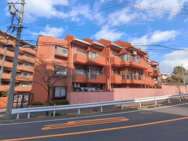 愛知県名古屋市千種区鹿子町1丁目のマンション『ロイヤル鹿子』外観写真 2026年2月16日撮影