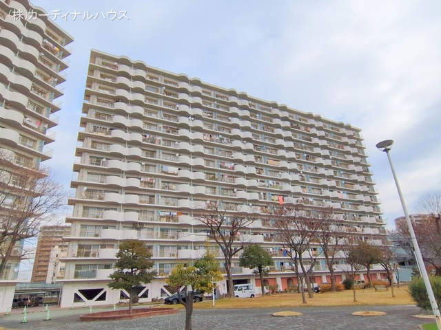 愛知県名古屋市緑区鳴海町字小森のマンション『サンヴィラ野並B棟』外観写真 2025年12月22日撮影