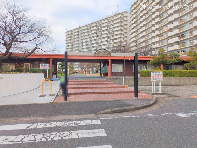 愛知県名古屋市緑区鳴海町字小森のマンション『サンヴィラ野並B棟』外観写真 2025年12月22日撮影