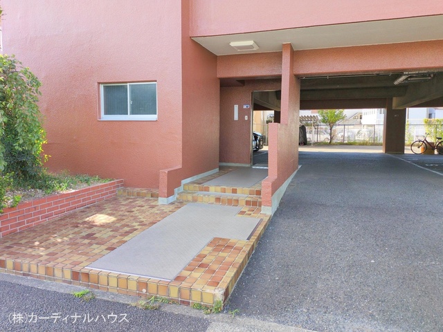 愛知県名古屋市南区三条２丁目のマンション『シャンボール道徳』外観写真 2024年10月21日撮影