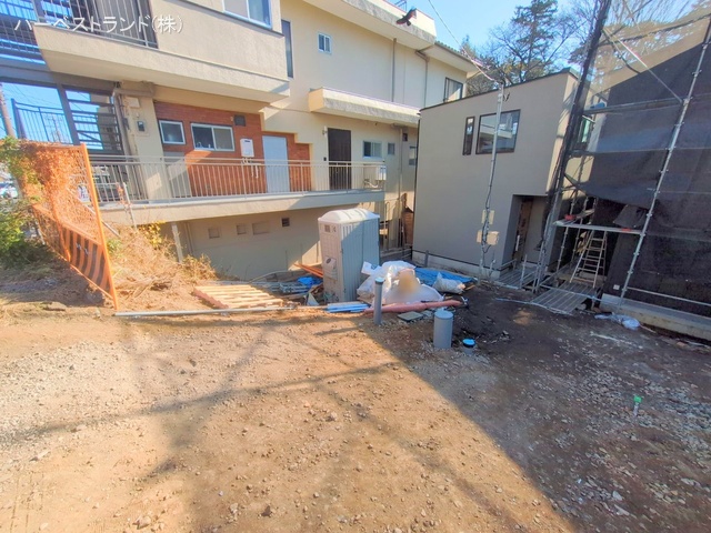 神奈川県横浜市港北区篠原台町の新築戸建て外構写真 2024年12月25日撮影