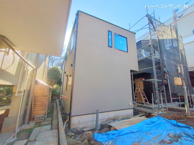 神奈川県横浜市港北区篠原台町の新築戸建て外構写真 2024年12月25日撮影