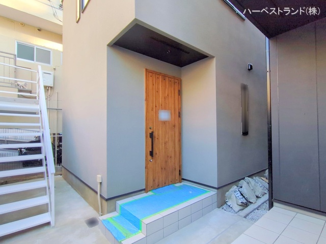 神奈川県横浜市港北区篠原台町の新築戸建て完成写真 2025年12月16日撮影