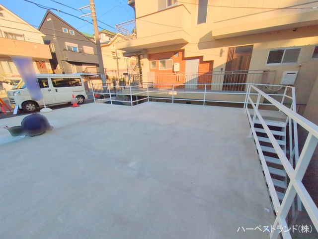 神奈川県横浜市港北区篠原台町の新築戸建て完成写真 2025年12月16日撮影