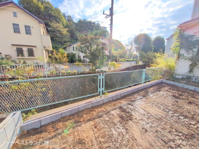 神奈川県横浜市泉区岡津町の新築戸建て更地・土地写真 2024年11月11日撮影