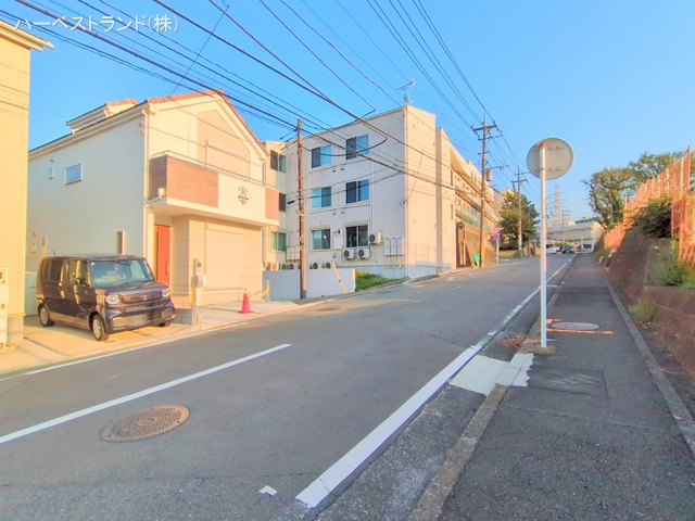 神奈川県横浜市旭区白根７丁目の新築戸建て完成写真 2025年9月16日撮影