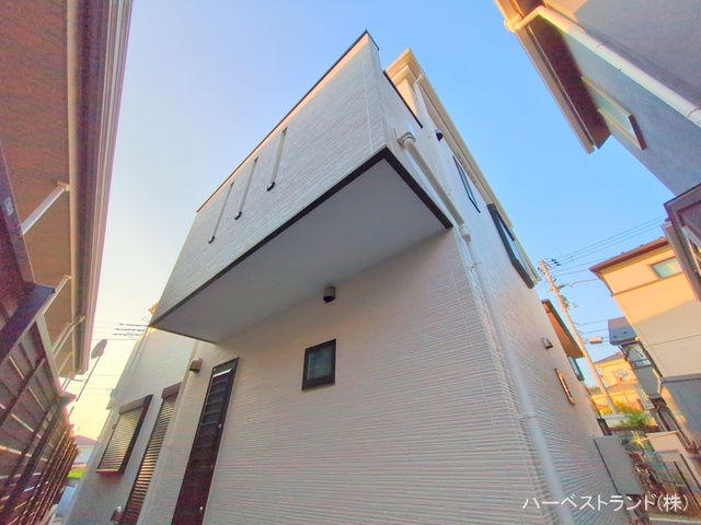 神奈川県横浜市旭区白根６丁目の新築戸建て完成写真 2025年9月16日撮影