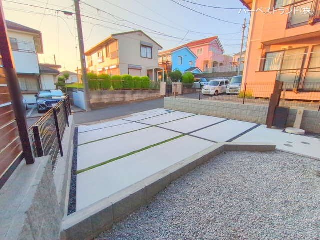 神奈川県横浜市旭区白根６丁目の新築戸建て完成写真 2025年9月16日撮影