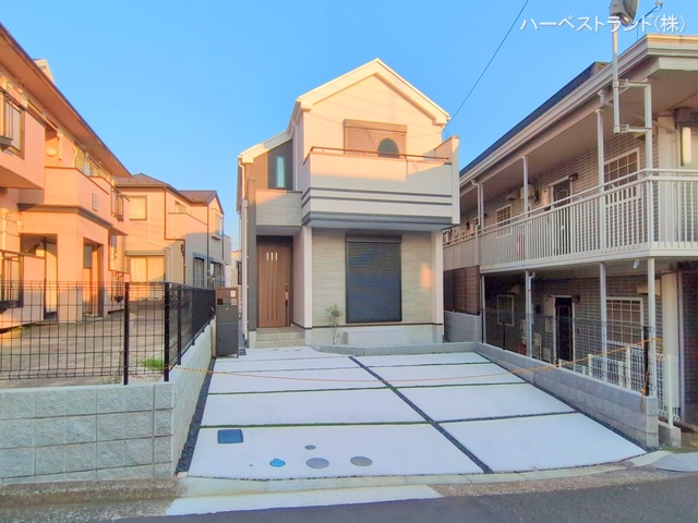 神奈川県横浜市旭区白根６丁目の新築戸建て完成写真 2025年9月16日撮影