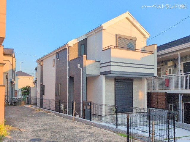 神奈川県横浜市旭区白根６丁目の新築戸建て完成写真 2025年9月16日撮影