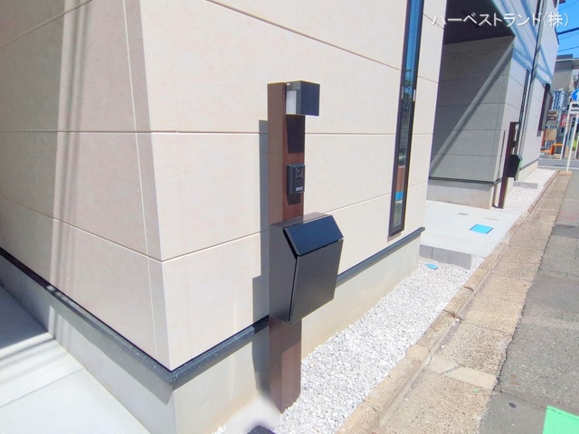 神奈川県川崎市幸区塚越２丁目の新築戸建て完成写真 2025年8月14日撮影