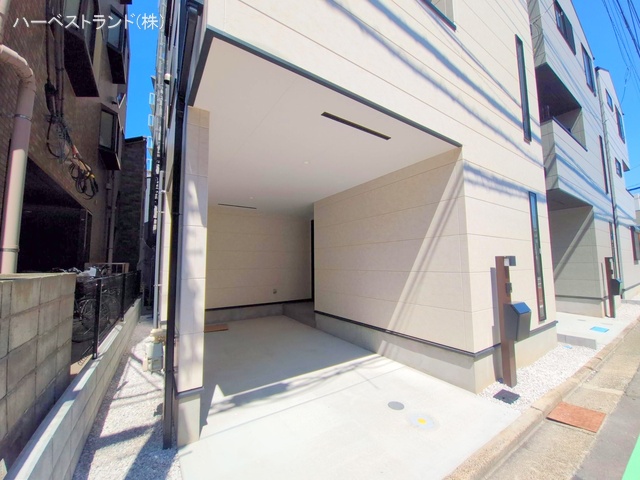 神奈川県川崎市幸区塚越２丁目の新築戸建て完成写真 2025年8月14日撮影