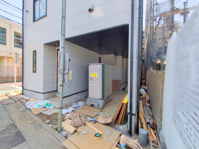 神奈川県川崎市幸区塚越２丁目の新築戸建て外構写真 2025年5月19日撮影