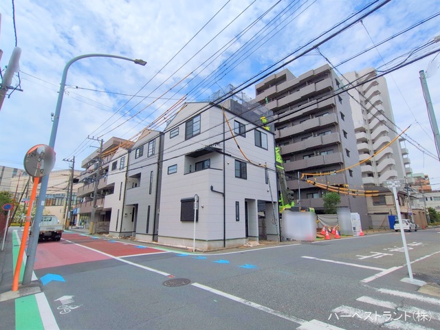 神奈川県川崎市幸区塚越２丁目の新築戸建て外構写真 2025年6月11日撮影
