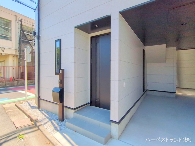 神奈川県川崎市幸区塚越２丁目の新築戸建て完成写真 2025年8月14日撮影