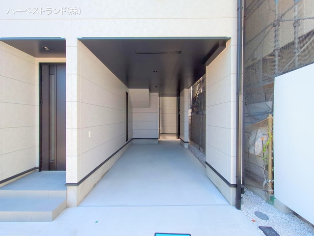 神奈川県川崎市幸区塚越２丁目の新築戸建て完成写真 2025年8月14日撮影