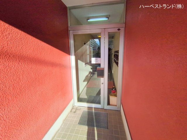 神奈川県相模原市南区南台４丁目のマンション『パーソナルハイツ相模原』エントランス写真 2024年12月17日撮影