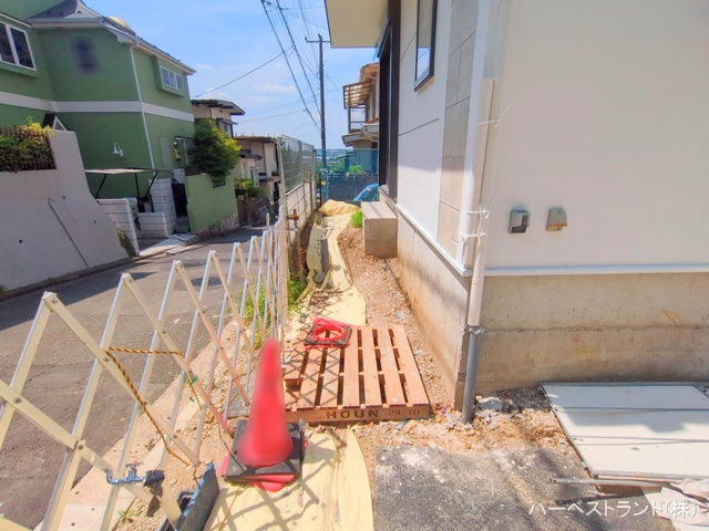 神奈川県横浜市都筑区川和町の新築戸建て外構写真 2025年8月17日撮影