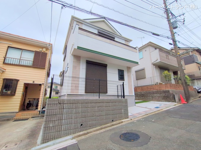 神奈川県横浜市都筑区川和町の新築戸建て完成写真 2025年10月14日撮影