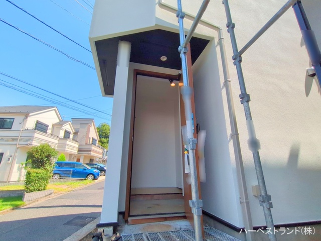 神奈川県横浜市鶴見区北寺尾１丁目の新築戸建て外構写真 2025年9月15日撮影