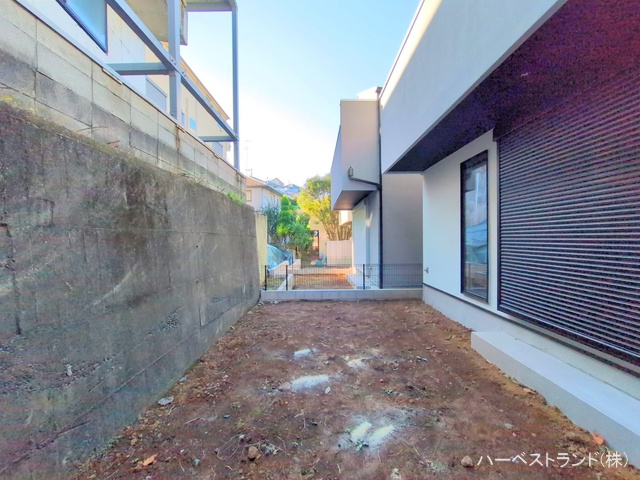 神奈川県横浜市鶴見区北寺尾１丁目の新築戸建て完成写真 2025年11月16日撮影