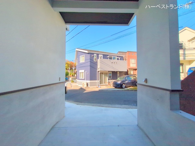 神奈川県横浜市鶴見区北寺尾１丁目の新築戸建て完成写真 2025年11月16日撮影