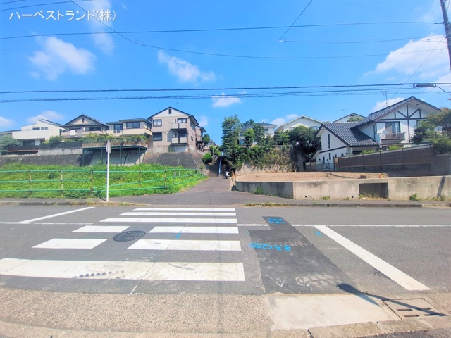 神奈川県横浜市青葉区鴨志田町の新築戸建て外構写真 2025年7月21日撮影