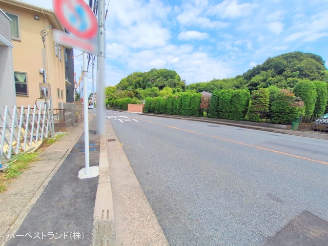 神奈川県川崎市麻生区王禅寺西8丁目の新築戸建て外構写真 2025年8月13日撮影