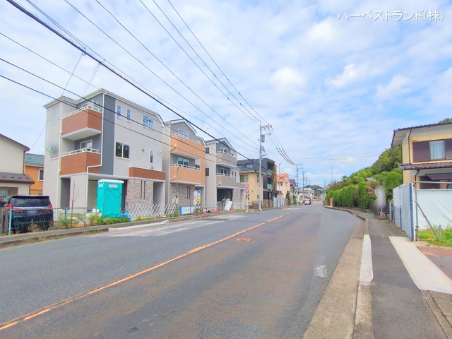 神奈川県川崎市麻生区王禅寺西8丁目の新築戸建て外構写真 2025年8月13日撮影
