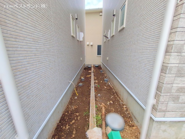 神奈川県川崎市麻生区王禅寺西8丁目の新築戸建て外構写真 2025年8月13日撮影