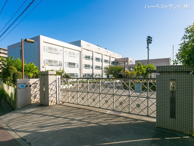 川崎市立柿生中学校 距離700m