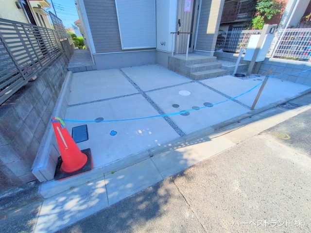 神奈川県川崎市麻生区王禅寺西３丁目の新築戸建て完成写真 2025年11月16日撮影