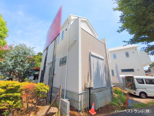 東京都八王子市宇津木町の新築戸建て外構写真 2025年8月17日撮影