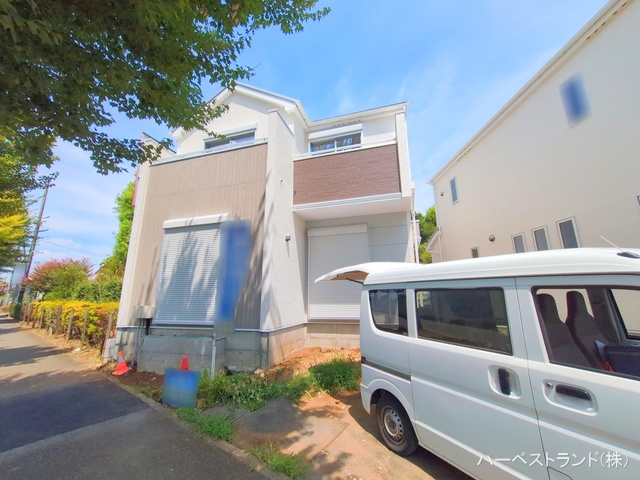 東京都八王子市宇津木町の新築戸建て外構写真 2025年8月17日撮影