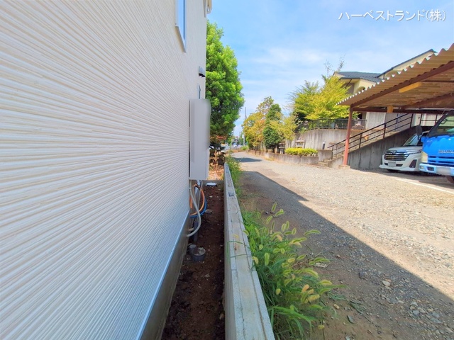 東京都八王子市宇津木町の新築戸建て外構写真 2025年8月17日撮影