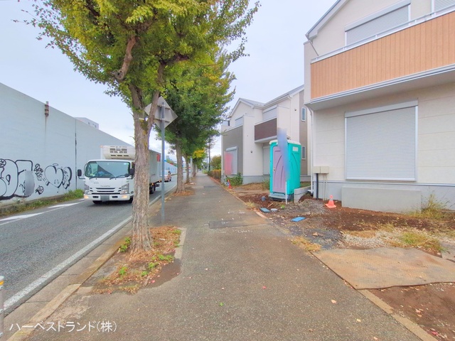 東京都八王子市宇津木町の新築戸建て外構写真 2025年10月20日撮影