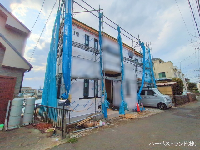 神奈川県横浜市旭区二俣川２丁目の新築戸建てシート写真 2025年4月6日撮影