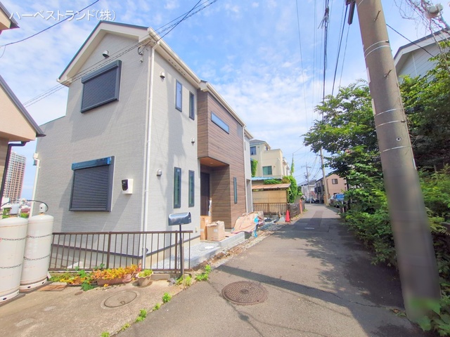 神奈川県横浜市旭区二俣川２丁目の新築戸建て外構写真 2025年6月11日撮影